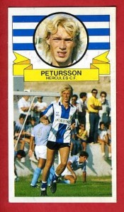 El famoso cromo de Petrursson.