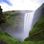 Cascadas en Islandia, naturaleza salvaje