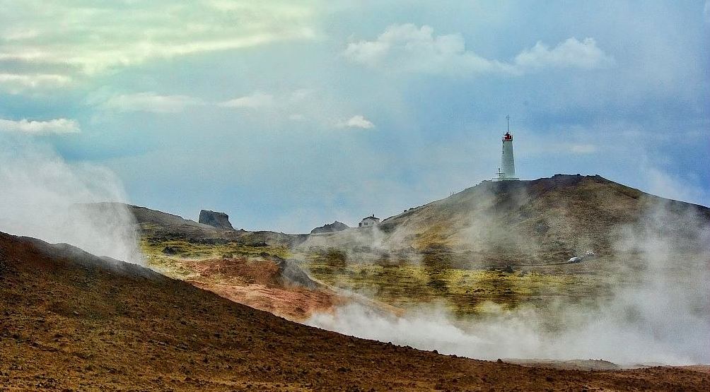 Faro de Reykjanes, historia y naturaleza