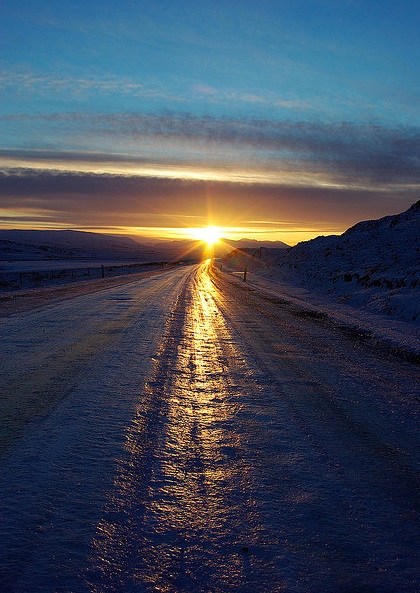 Carretera hacia el sol. Cerca de Egilsstadir.