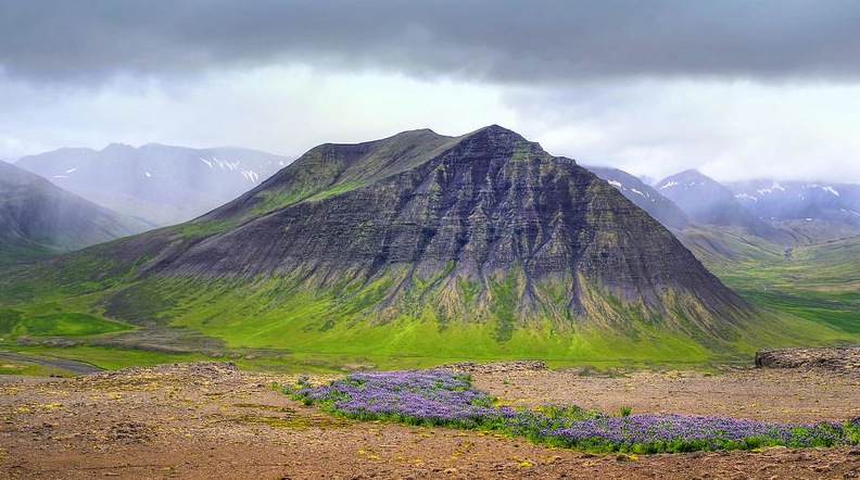 Rutas y senderos sin fin en Islandia.