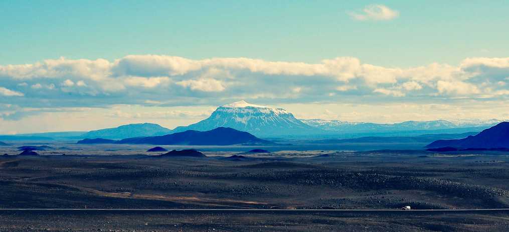 El monte Herdubreid, volcán mítico del centro de Islandia.